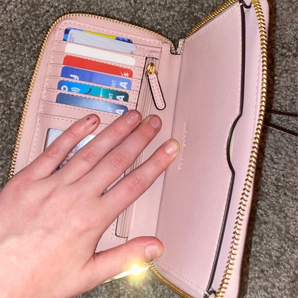 Michael Kors Pink Wallet - Picture 2 of 3